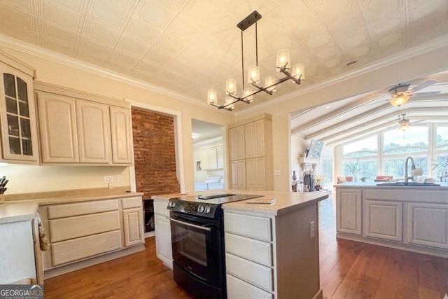901 Line Creek Road, Senoia, GA 30276