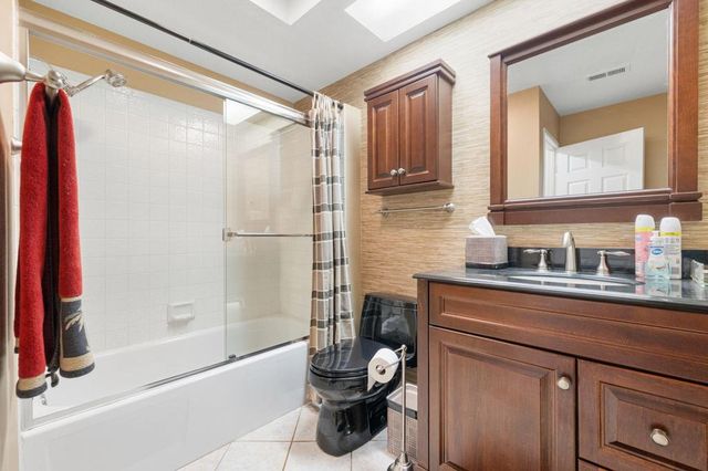 203 Desert Falls Drive E, Palm Desert, CA 92211