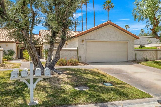 203 Desert Falls Drive E, Palm Desert, CA 92211