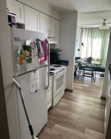 8705 N Colton St, Spokane, WA 99218
