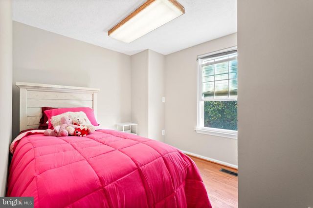 6078 ROCK GLEN DR, Elkridge, MD 21075