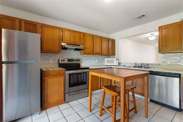 5100 BURCHETTE ROAD 404, Tampa, FL 33647