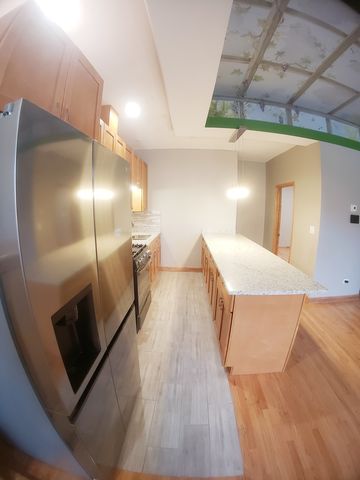 3114 N Lincoln Avenue 2, Chicago, IL 60657