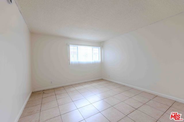 947 S Westmoreland Avenue 203, Los Angeles, CA 90006