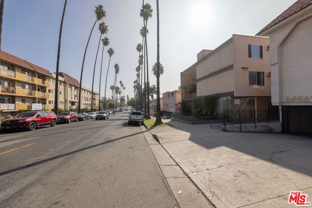 947 S Westmoreland Avenue 203, Los Angeles, CA 90006