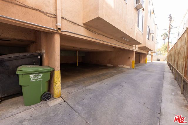947 S Westmoreland Avenue 203, Los Angeles, CA 90006