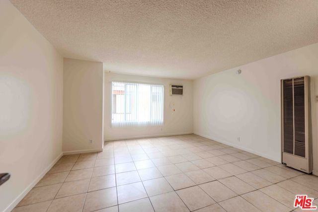 947 S Westmoreland Avenue 203, Los Angeles, CA 90006