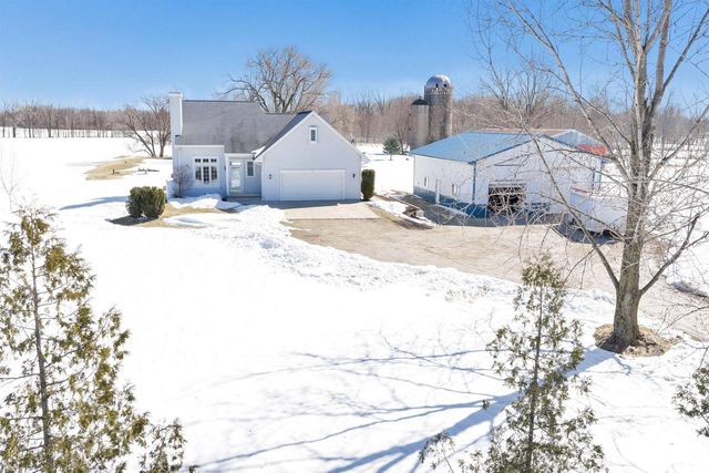 7920 MIDWAY ROAD, Lena, WI 54139