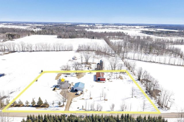 7920 MIDWAY ROAD, Lena, WI 54139