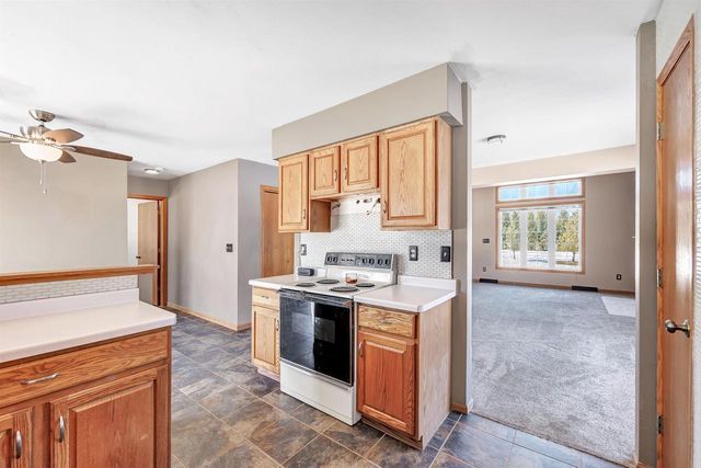 7920 MIDWAY ROAD, Lena, WI 54139