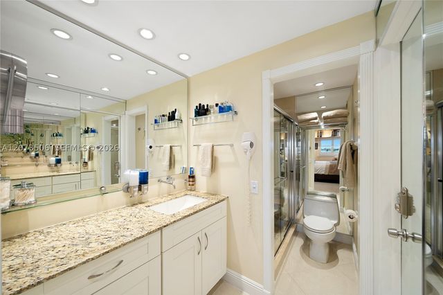 3770 NE 171st St 504, North Miami Beach, FL 33160