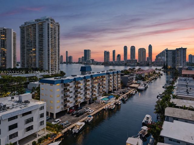 3770 NE 171st St 504, North Miami Beach, FL 33160
