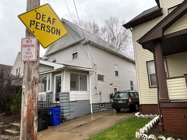 2401 Garden, Cleveland, OH 44109