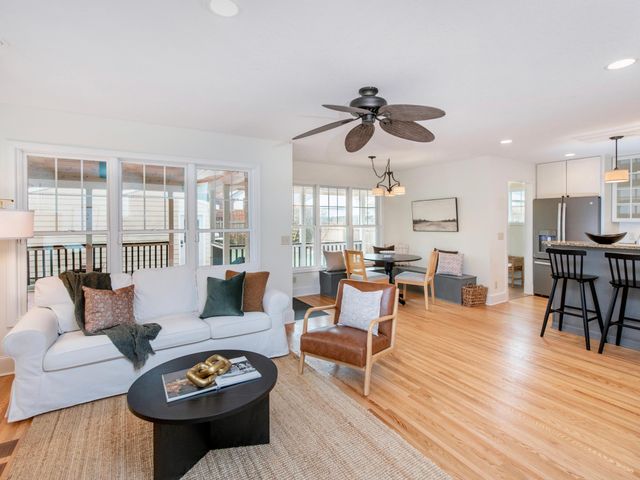 1840 Stanford Avenue, Saint Paul, MN 55105