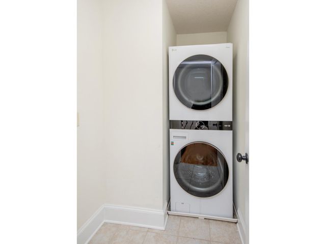 1840 Stanford Avenue, Saint Paul, MN 55105