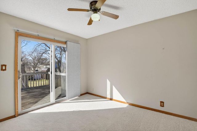 210 Balboa Ave Apt B1, Cedar Falls, IA 50613