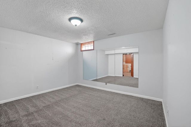 210 Balboa Ave Apt B1, Cedar Falls, IA 50613