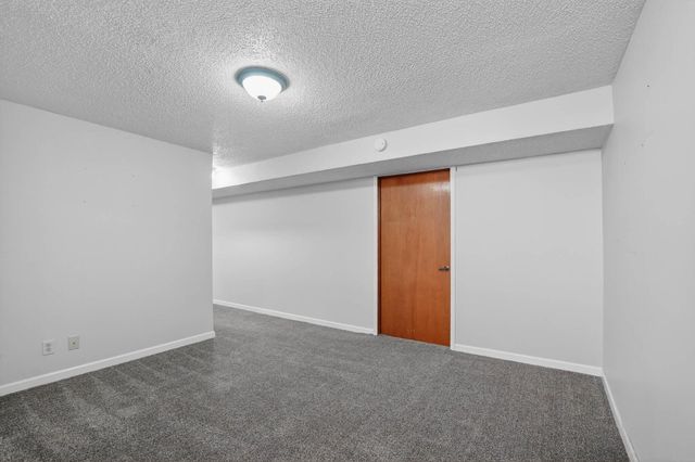 210 Balboa Ave Apt B1, Cedar Falls, IA 50613