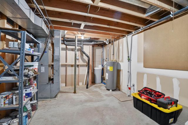 210 Balboa Ave Apt B1, Cedar Falls, IA 50613