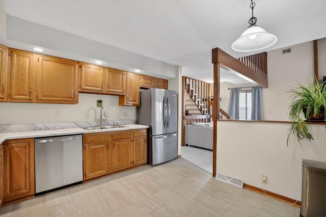 210 Balboa Ave Apt B1, Cedar Falls, IA 50613