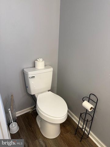 122 CAVE HILL LN, Gore, VA 22637