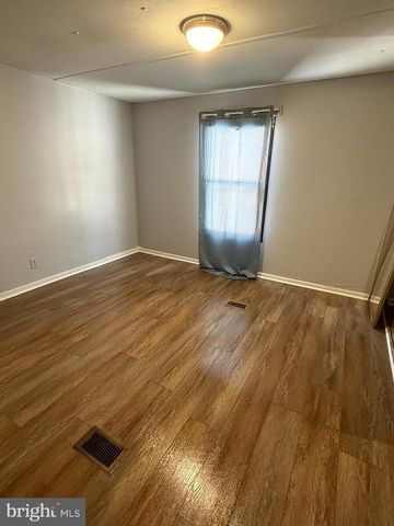 122 CAVE HILL LN, Gore, VA 22637