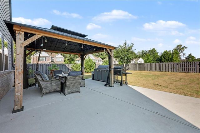 1826 Woodsley Court, Loganville, GA 30052