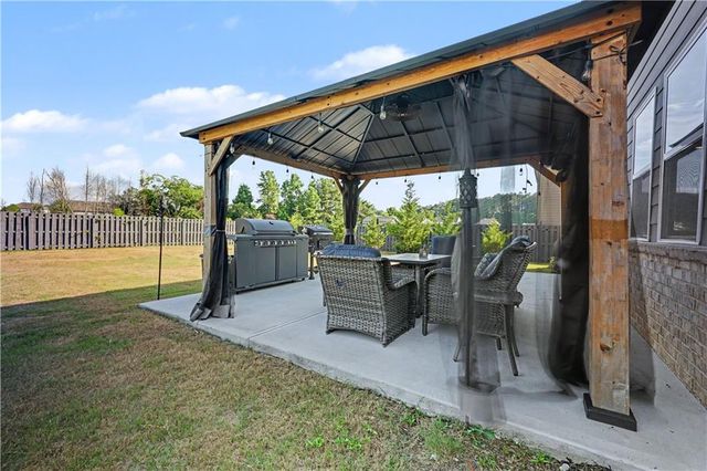 1826 Woodsley Court, Loganville, GA 30052