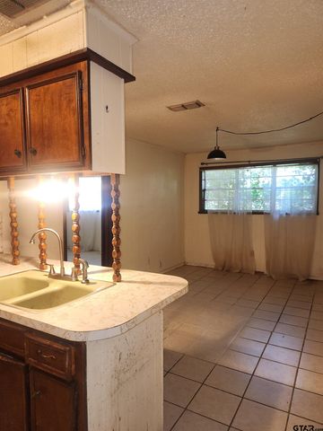 3108 N Grand Ave, Tyler, TX 75702