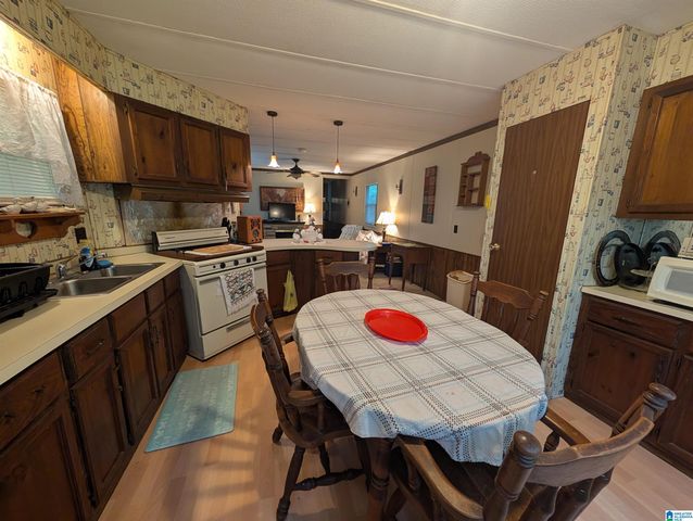323 TAYLORS CHAPEL ROAD, Anniston, AL 36201
