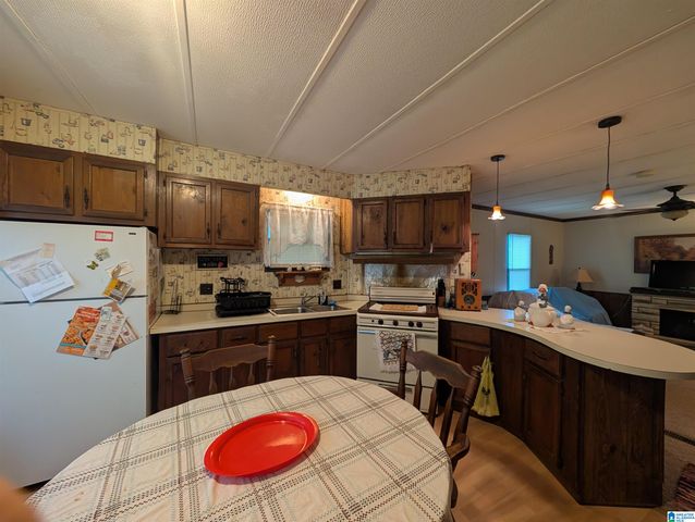 323 TAYLORS CHAPEL ROAD, Anniston, AL 36201