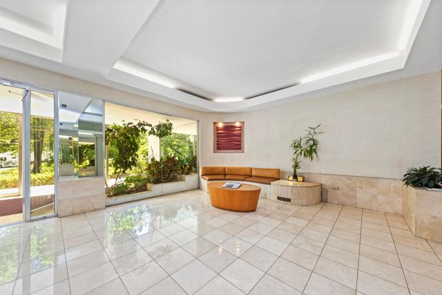 5355 HENRY HUDSON Parkway W # 4G, New York City, NY 10471