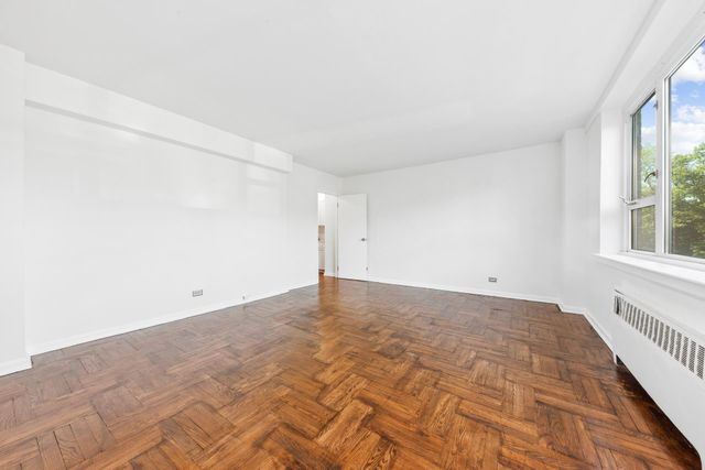 5355 HENRY HUDSON Parkway W # 4G, New York City, NY 10471