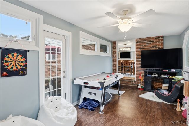 11 Cloister Court, Amherst, NY 14226