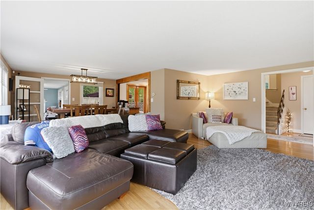 11 Cloister Court, Amherst, NY 14226