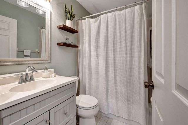 22 Via De Casas Sur 101, Boynton Beach, FL 33426