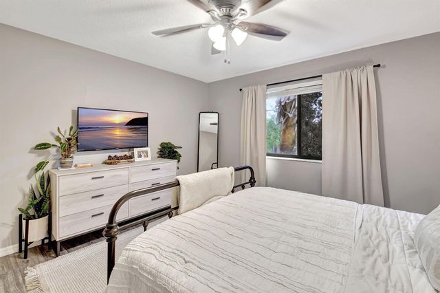 22 Via De Casas Sur 101, Boynton Beach, FL 33426