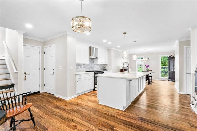2316 Milstead Circle NE, Marietta, GA 30066