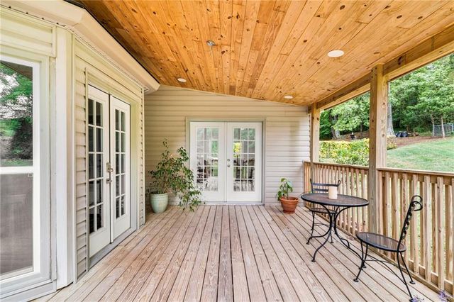 2316 Milstead Circle NE, Marietta, GA 30066