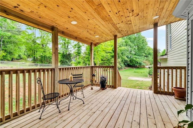2316 Milstead Circle NE, Marietta, GA 30066