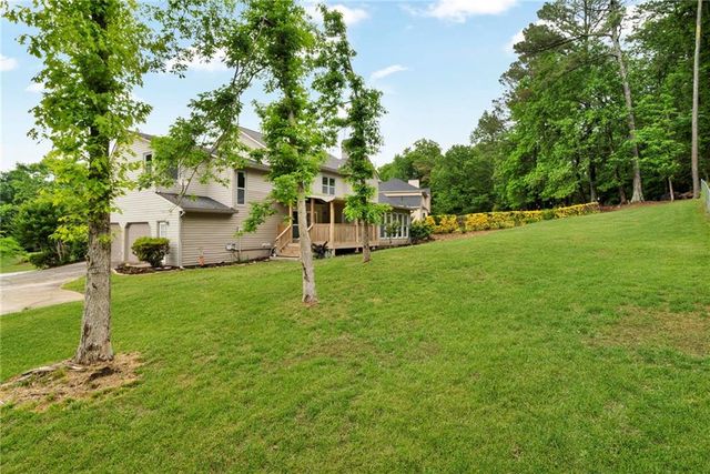2316 Milstead Circle NE, Marietta, GA 30066