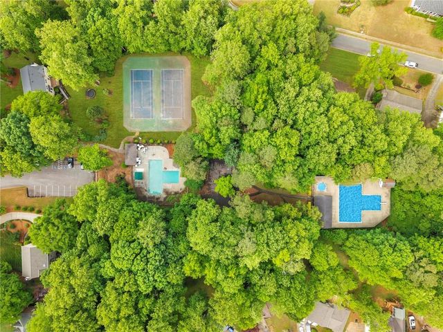 2316 Milstead Circle NE, Marietta, GA 30066