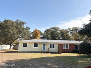 404 Norton Street, Oak Island, NC 28465