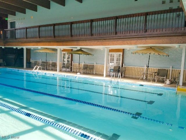 6260 Greenwood Pkwy Pky 101, Sagamore Hills, OH 44067