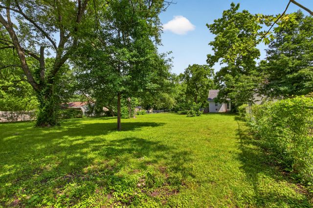 1045 N Colorado Street, Nevada, MO 64772