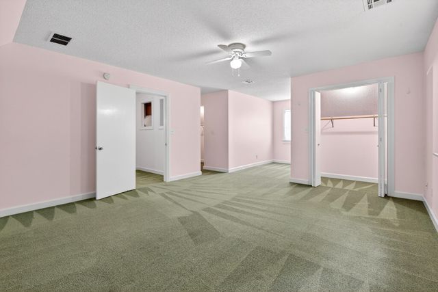 1045 N Colorado Street, Nevada, MO 64772