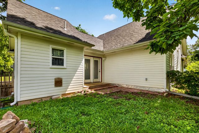 1045 N Colorado Street, Nevada, MO 64772