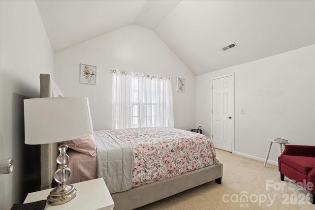 4435 Oakburn Drive, Charlotte, NC 28269