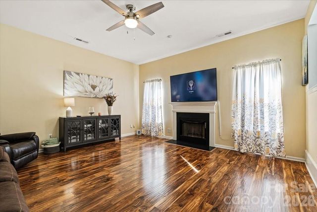 4435 Oakburn Drive, Charlotte, NC 28269