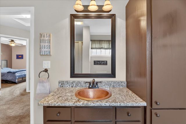 1903 Silverthorn Drive, Byron, IL 61010